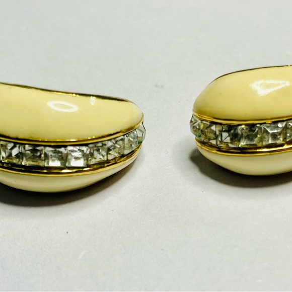 Vtg/Retro Cream enamel/CZ gold tone designer stamped post earrings 1x1/2” - Picture 2 of 7
